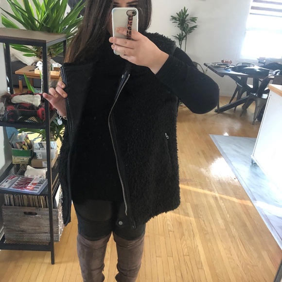 ZARA VEGAN WOOL & LEATHER VEST - Picture 2 of 7